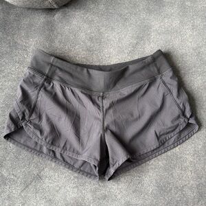 Girls ivivva black athletic shorts size 14